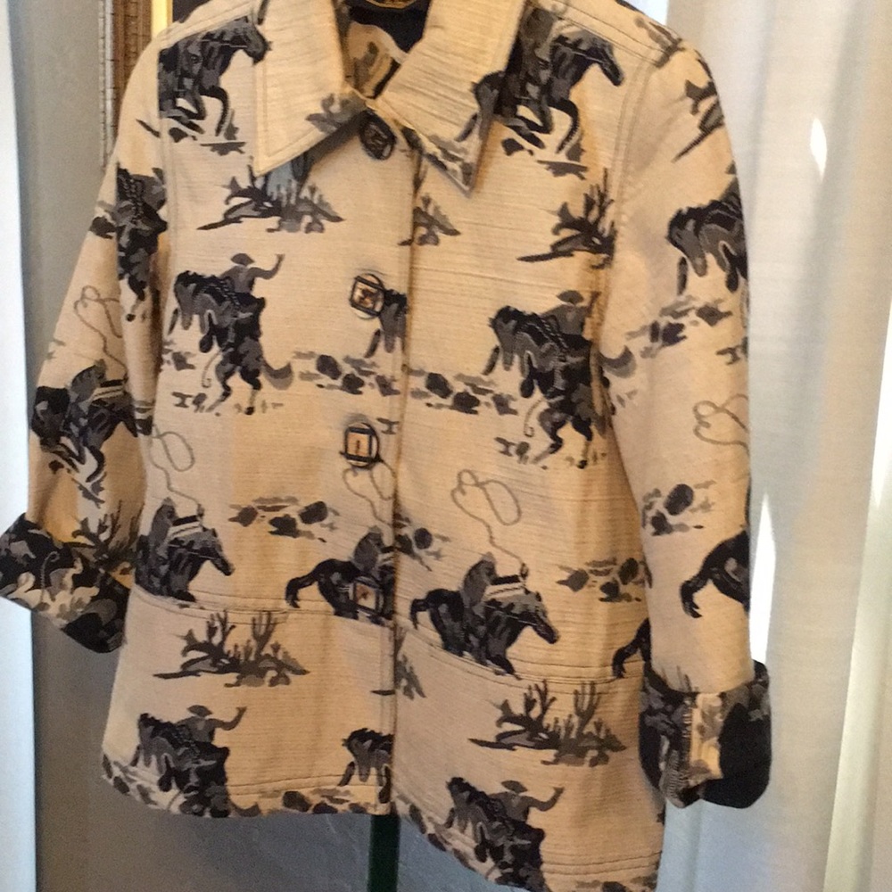 Jacket - Picture 4 of 5